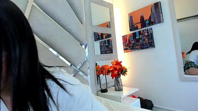 Snapshot of haileypetite chatting on July 2026 03:48:02 PM haileypetite online show from July 2026 03:48:02 PM