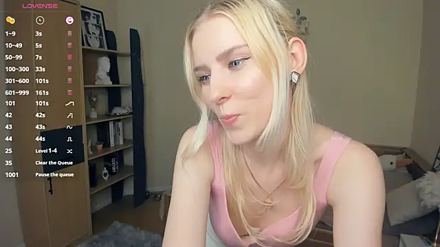 LaynePingitore online show from July 2026 01:14:02 PM