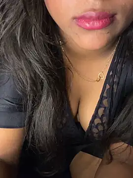 shivani099 online show from May 2026 10:17:02 PM