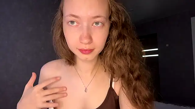 Emily Mur  online show from July 2026 05:10:01 AM