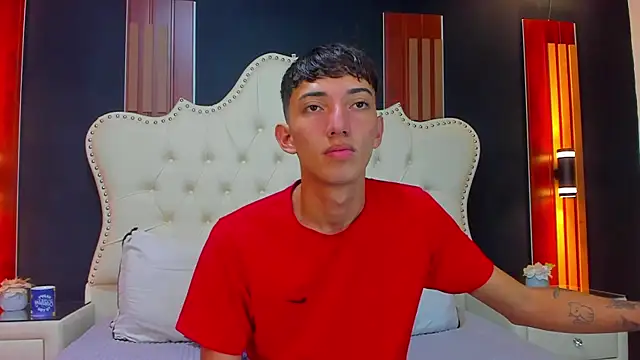 MichaelVasquex online show from May 2026 12:15:01 PM