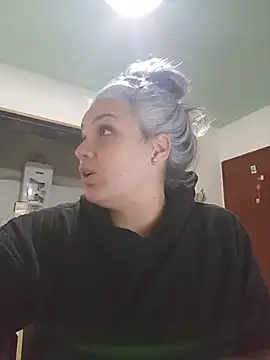 Lulitahot online show from June 2026 06:46:02 PM