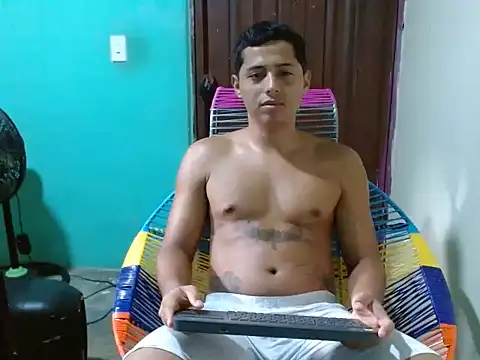 Snapshot of Lil_condor_baby chatting on July 2026 07:53:02 PM Lil condor baby online show from July 2026 07:53:02 PM