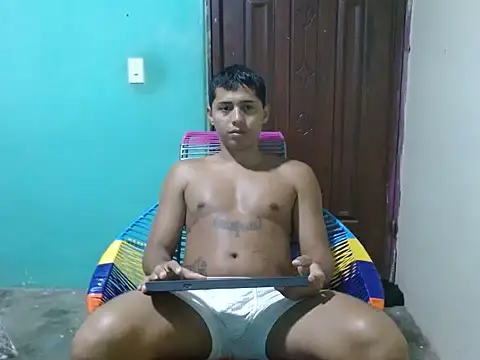 Snapshot of Lil_condor_baby chatting on July 2026 08:11:02 PM Lil condor baby online show from July 2026 08:11:02 PM