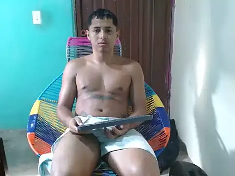 Snapshot of Lil_condor_baby chatting on July 2026 08:47:02 PM Lil condor baby online show from July 2026 08:47:02 PM