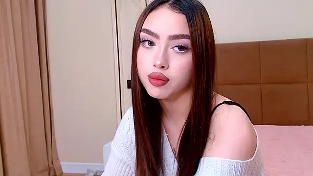 Snapshot of maddie_perezz chatting on June 2026 06:13:02 PM maddie perezz online show from June 2026 06:13:02 PM