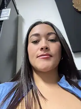 Snapshot of Tatiana123_ chatting on June 2026 03:19:02 AM Tatiana123 online show from June 2026 03:19:02 AM