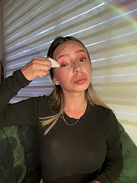 soy salome  online show from July 2026 11:09:02 PM