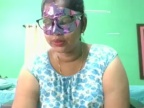 Kavya17 online show from July 2026 02:31:02 AM