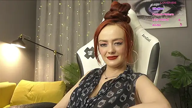 Megany online show from November 2025 01:49:01 AM