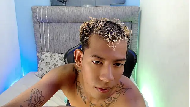 Taylerr 18 online show from May 2026 12:39:01 AM