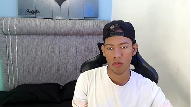Taylerr 18 online show from June 2026 12:18:02 PM