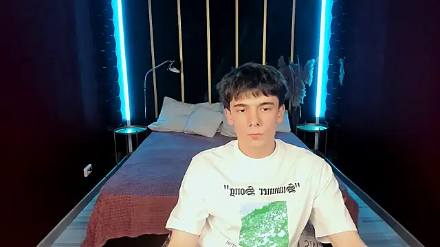 Robbie Reyes online show from June 2026 02:33:01 PM