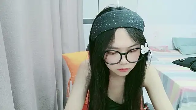 Snapshot of xiaoxiaoyu030 chatting on July 2026 08:17:02 AM xiaoxiaoyu030 online show from July 2026 08:17:02 AM
