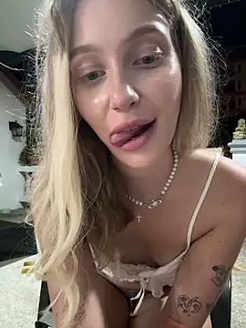 onlyjolyn online show from May 2026 12:57:01 PM