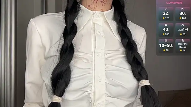 CrystalllMolly online show from June 2026 06:35:01 PM