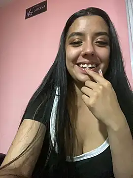 Snapshot of Megan_pink18 chatting on July 2026 04:31:01 AM Megan pink18 online show from July 2026 04:31:01 AM