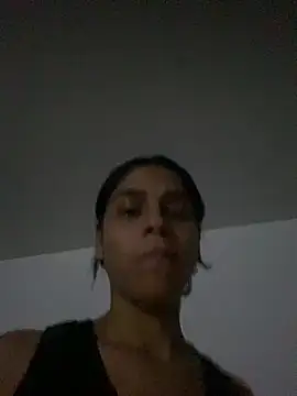 Snapshot of Saray_queen1 chatting on July 2026 06:37:02 AM Saray queen1 online show from July 2026 06:37:02 AM