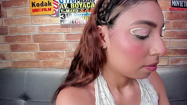 foxy antonela online show from June 2026 02:43:02 AM