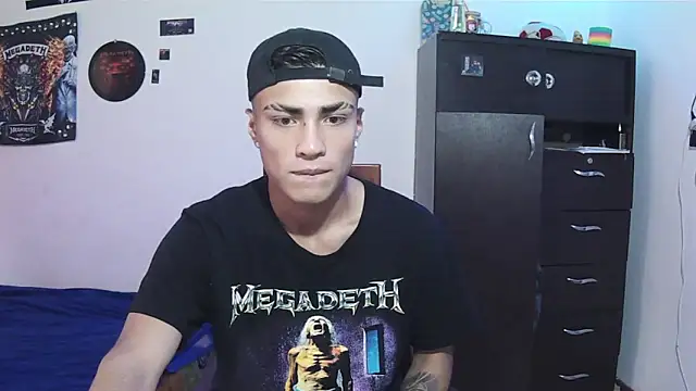 Fenix hardcock online show from June 2026 02:33:01 PM