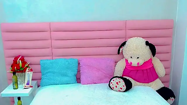 ariadnna princes online show from May 2026 07:14:02 AM