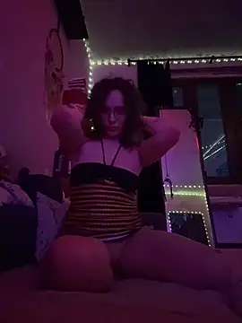 Snapshot of Ass_Slut chatting on May 2026 08:58:01 PM Ass Slut online show from May 2026 08:58:01 PM