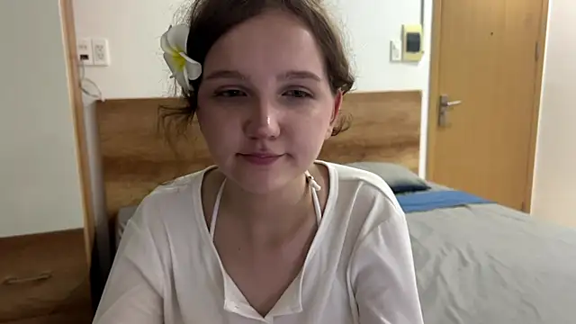 Snapshot of MarryWish1 chatting on May 2026 07:12:02 PM MarryWish1 online show from May 2026 07:12:02 PM