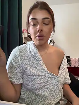 Spicy Scarlett 26 online show from May 2026 08:20:01 AM
