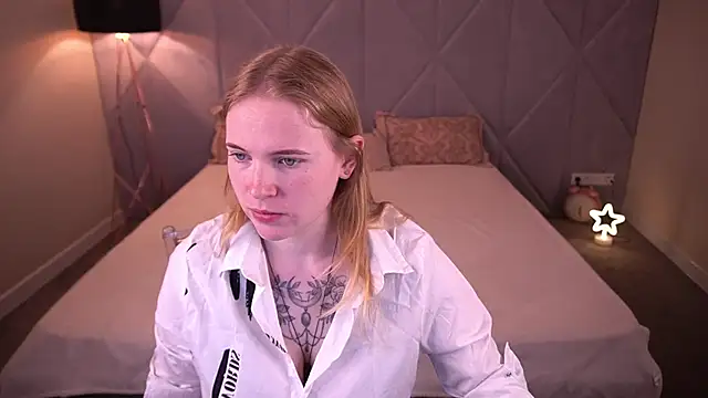 NikkyReyyy online show from May 2026 05:35:01 AM