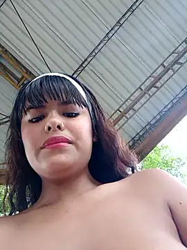 Snapshot of salome_cuty chatting on May 2026 10:07:01 PM salome cuty online show from May 2026 10:07:01 PM