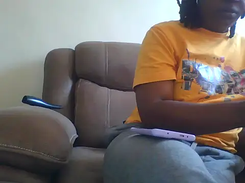 Snapshot of sexy_dove chatting on August 2026 08:02:02 AM sexy dove online show from August 2026 08:02:02 AM