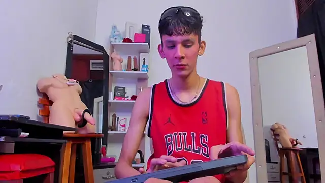 my temptation Dante hot online show from May 2026 08:04:02 PM