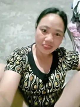 Snapshot of Elizabeo chatting on May 2026 10:33:02 PM Elizabeo online show from May 2026 10:33:02 PM