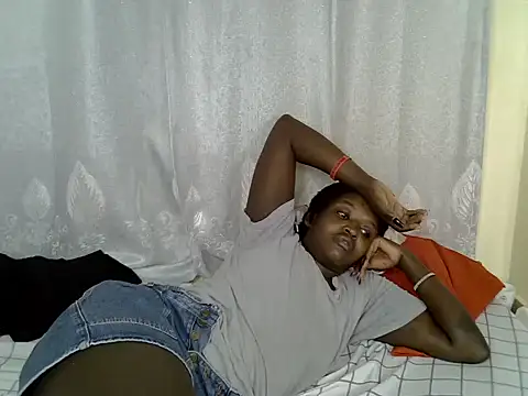 Snapshot of Lorainebabes chatting on June 2026 10:08:01 PM Lorainebabes online show from June 2026 10:08:01 PM