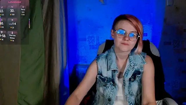 Snapshot of __Freya___ chatting on July 2026 04:11:01 PM Freya online show from July 2026 04:11:01 PM