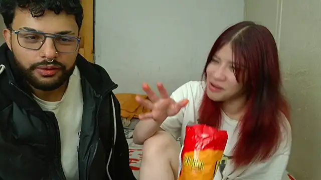 LYNN N SAMMAEL online show from June 2026 06:51:01 AM