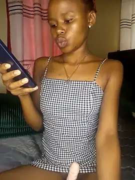 sexy girlyee online show from June 2026 07:00:01 AM