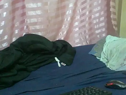 Snapshot of naughty-slender chatting on June 2026 04:21:02 AM naughty-slender online show from June 2026 04:21:02 AM