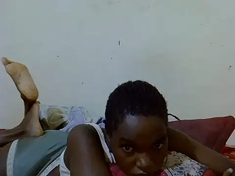 Snapshot of princess_scovia chatting on May 2026 09:05:02 AM princess scovia online show from May 2026 09:05:02 AM