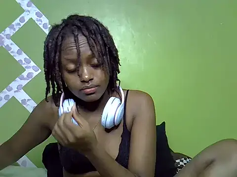 Snapshot of Slim_shedy1 chatting on June 2026 05:33:02 PM Slim shedy1 online show from June 2026 05:33:02 PM