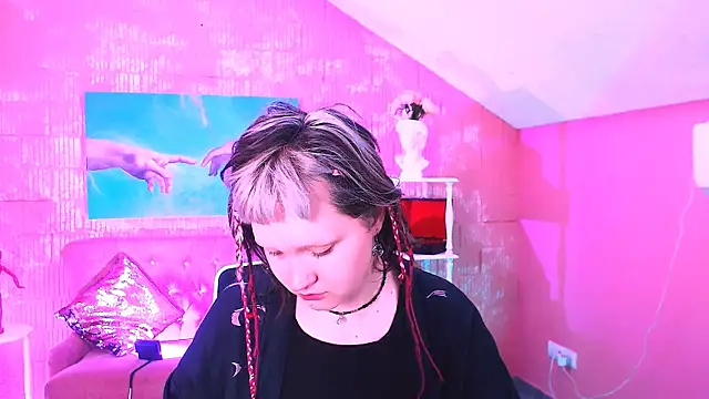 ViolettWoods online show from July 2026 06:28:02 AM