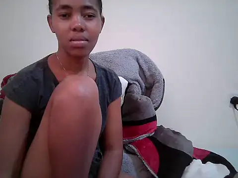 Snapshot of MidnightNala chatting on June 2026 01:17:02 PM MidnightNala online show from June 2026 01:17:02 PM