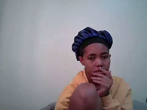 Snapshot of MidnightNala chatting on July 2026 09:03:01 AM MidnightNala online show from July 2026 09:03:01 AM