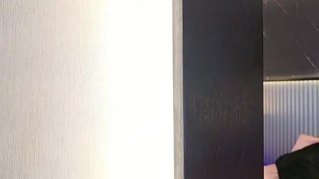 Liashelby online show from June 2026 03:58:01 PM