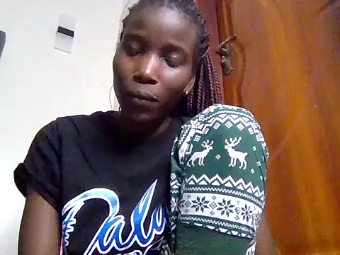 Snapshot of slimy_gal12 chatting on June 2026 06:53:02 PM slimy gal12 online show from June 2026 06:53:02 PM