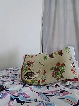 Snapshot of hornny_phrase2 chatting on May 2026 05:49:01 AM hornny phrase2 online show from May 2026 05:49:01 AM