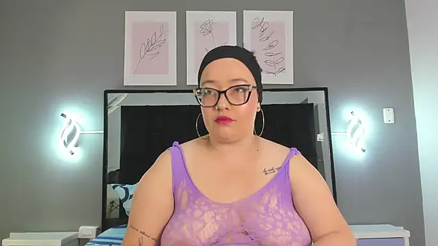 zoe curvyy online show from July 2026 12:09:01 PM