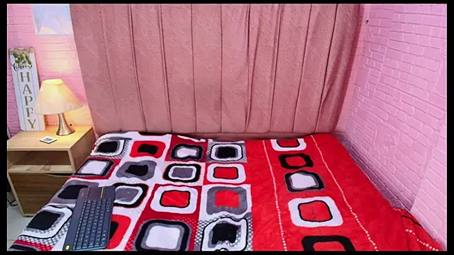 mnicollesweet pri online show from July 2026 02:05:17 AM