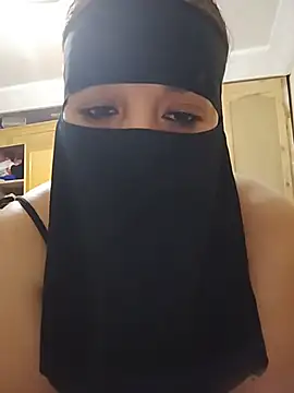 Laty 123 online show from July 2026 04:13:01 PM