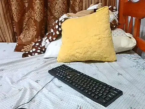 Snapshot of sweet_naughty chatting on June 2026 07:40:02 PM sweet naughty online show from June 2026 07:40:02 PM